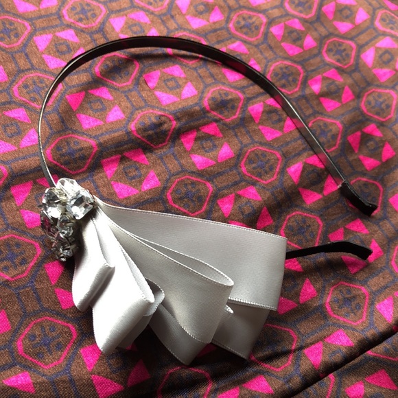 Jewelled headband 2/$10 - Picture 2 of 2